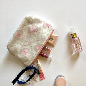 کیف آرایش پروانه